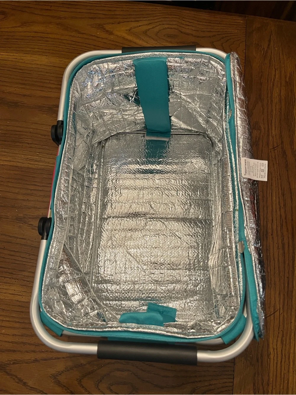 Tupperware Insulated Turquoise Picnic Basket with Watermelon Accent